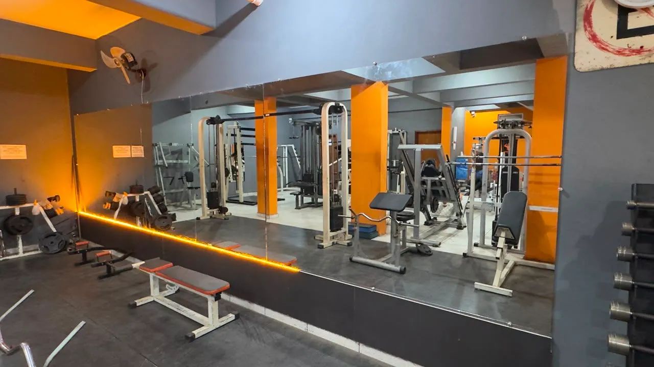 Aparelhos de academia - Foto 2