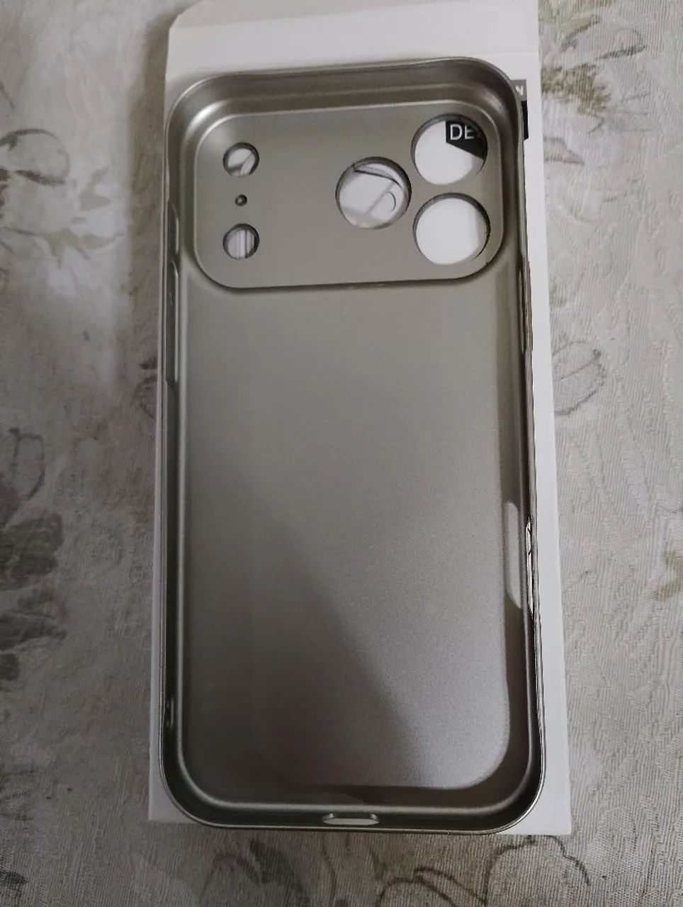 Capa para iPhone 17 pro Max nova - Foto 2
