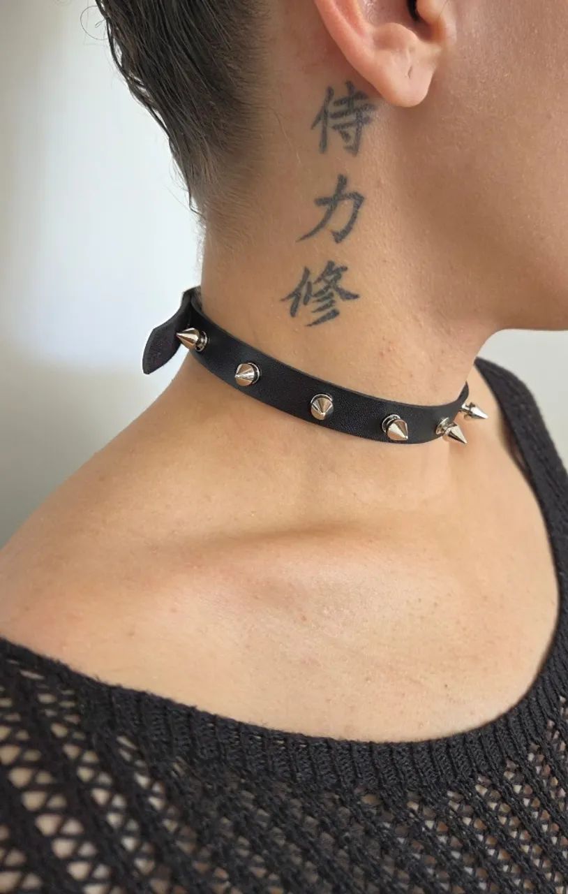 Choker Spikes