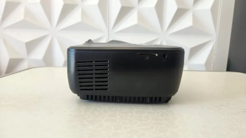 Projetor GP70 2 HDMI Controle na Caixa - Foto 2