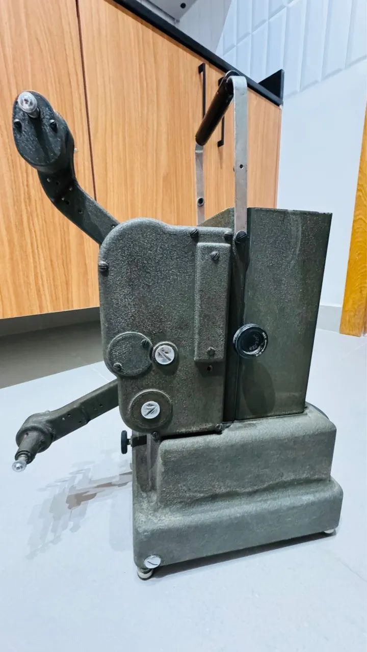 ANTIGUIDADE: Projetor Paillard Bolex Suíço - Foto 6