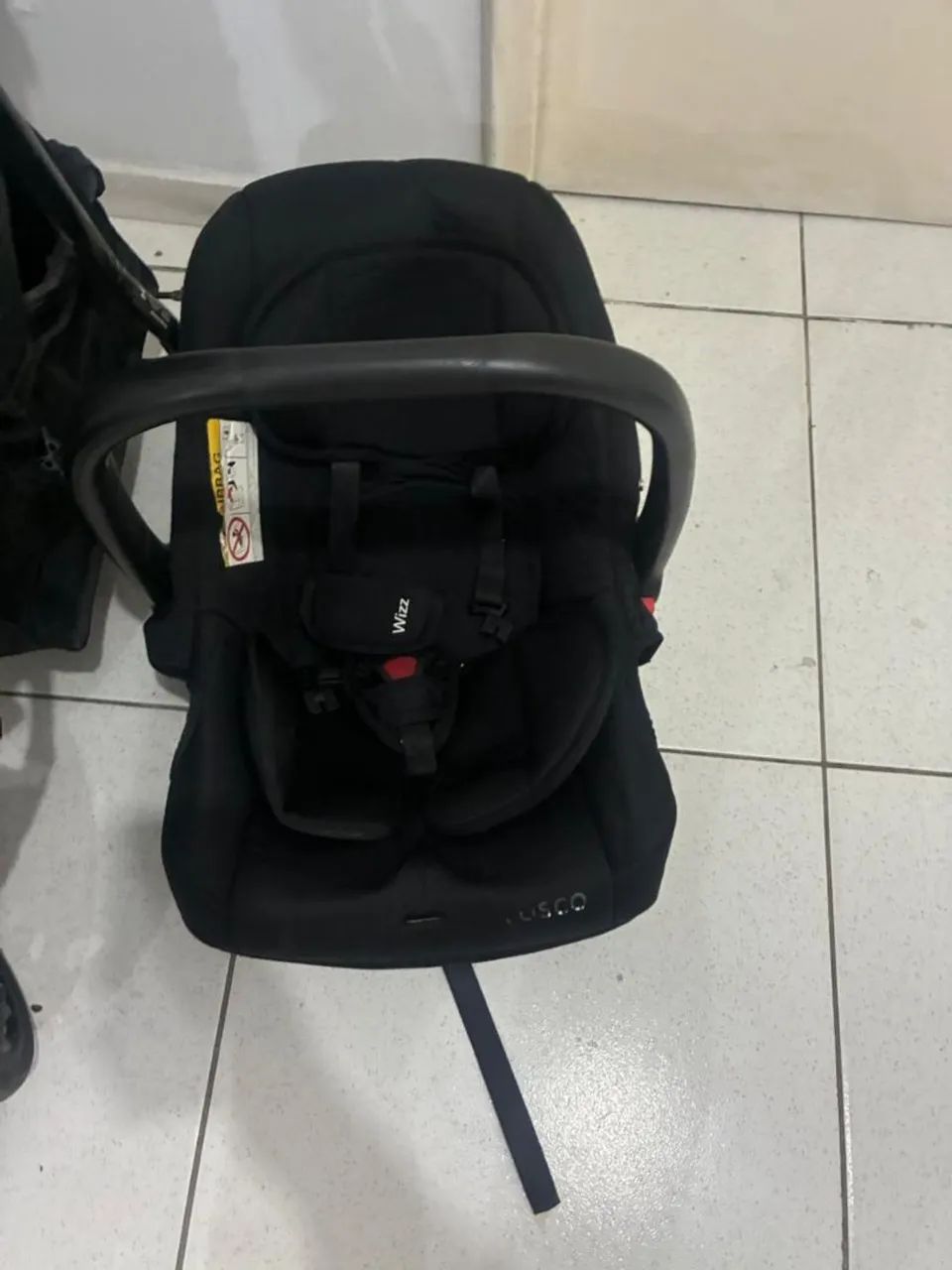 Carrinho com bebê conforto - Foto 4