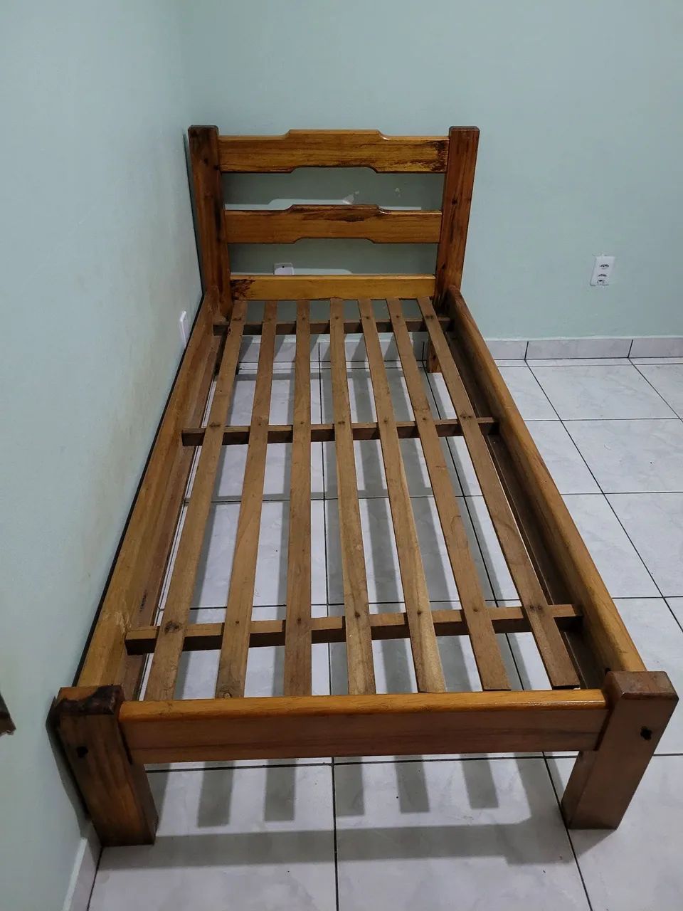Cama solteiro de madeira  - Foto 4