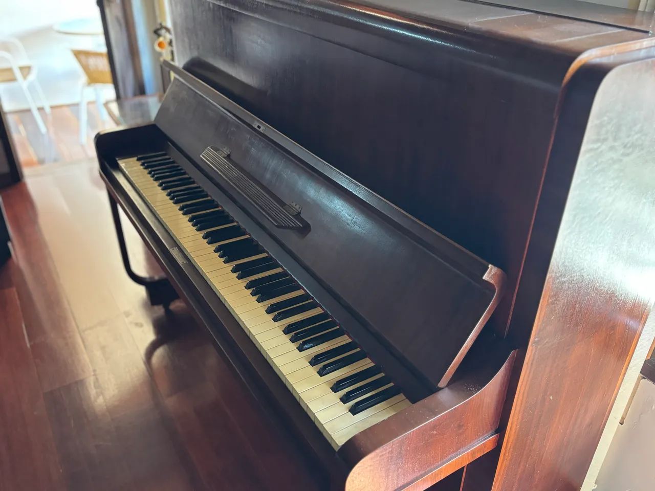 Vendo piano a retirar em Coqueiros - Foto 3