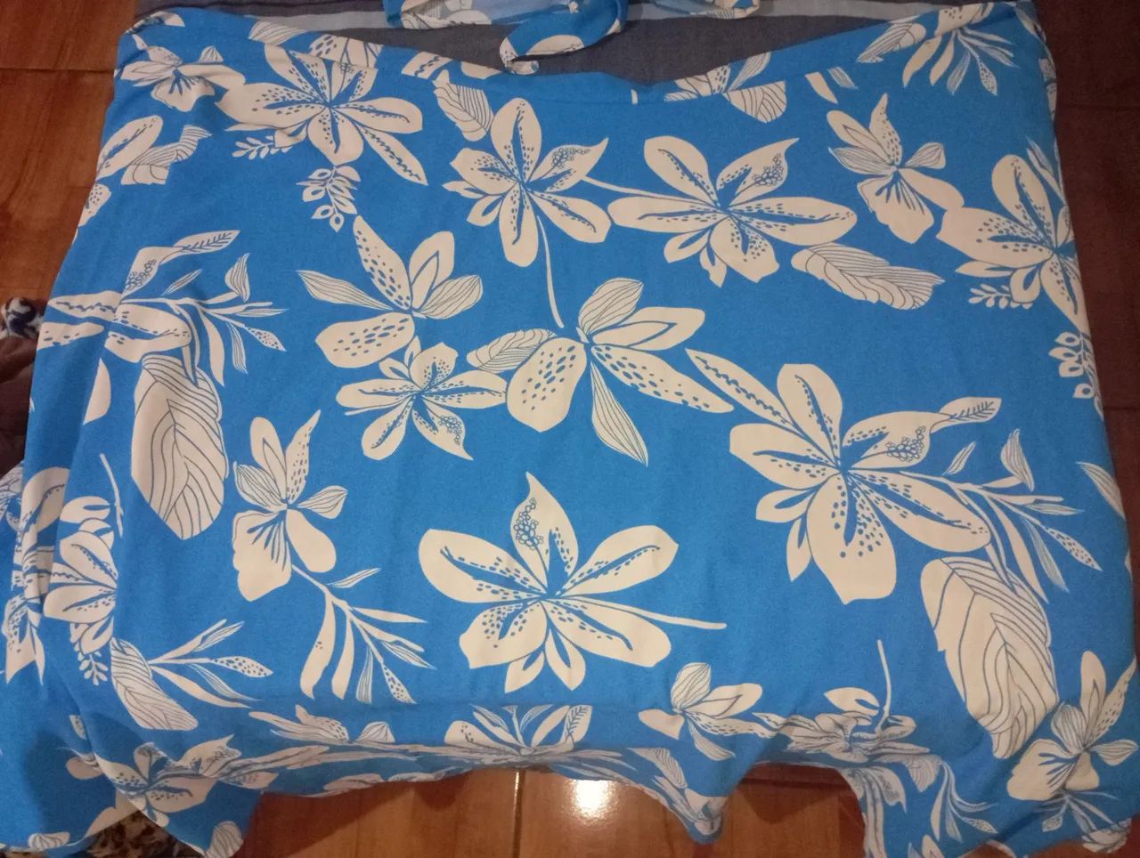 Vendo conjunto de cropped com saia envelope. - Foto 2