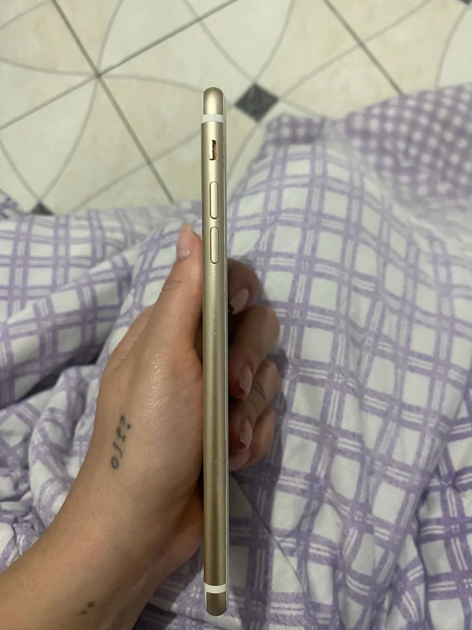 Vendo IPhone 7 Plus 32gb - Celulares e Smartphones - Lidici