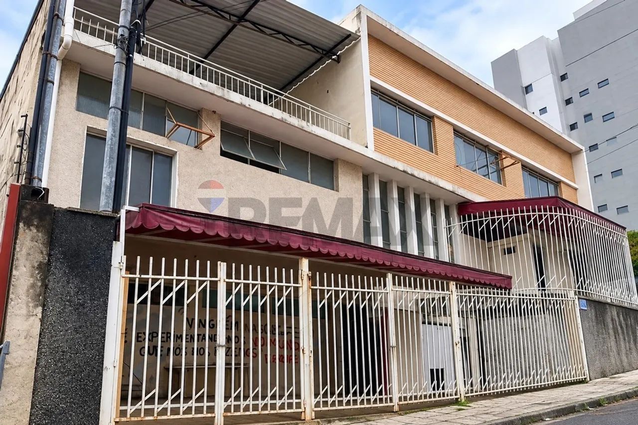 Casa comercial para locação no Centro