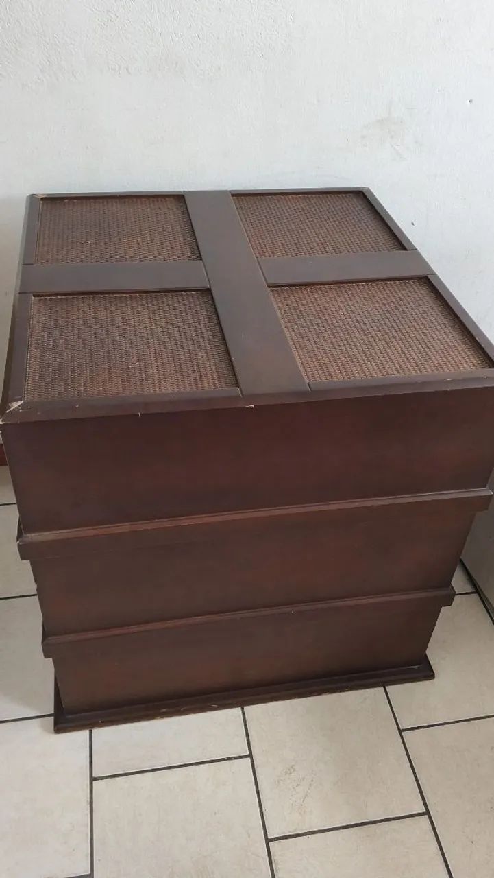 Vendo mesa com 5 cadeiras  - Foto 2