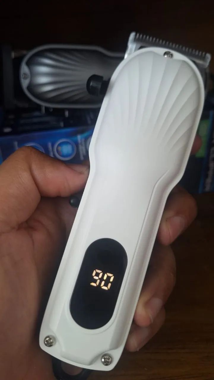 Máquina de cortar cabelo profissional  - Foto 5
