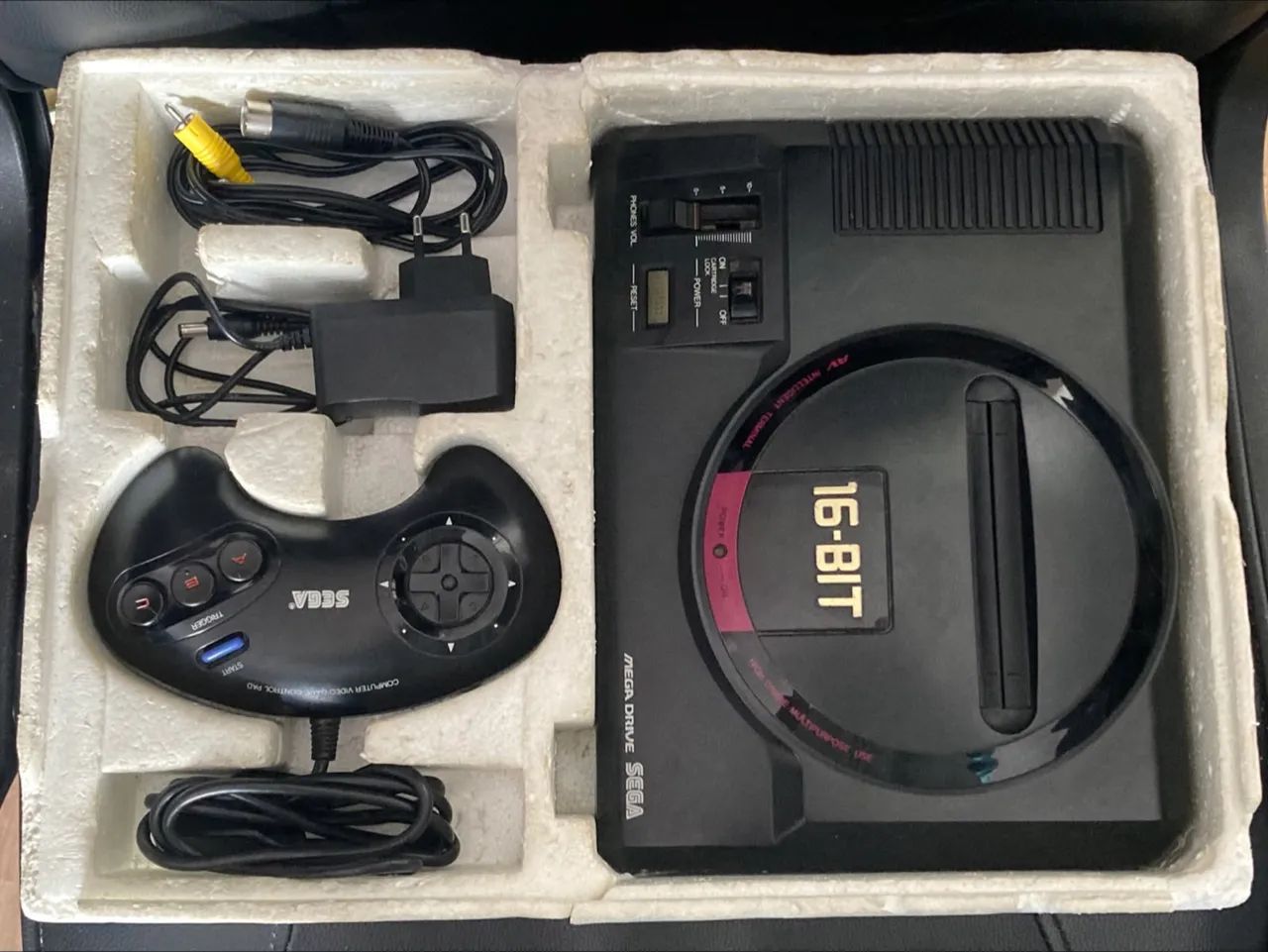 Mega Drive original Japonês na caixa - Foto 3
