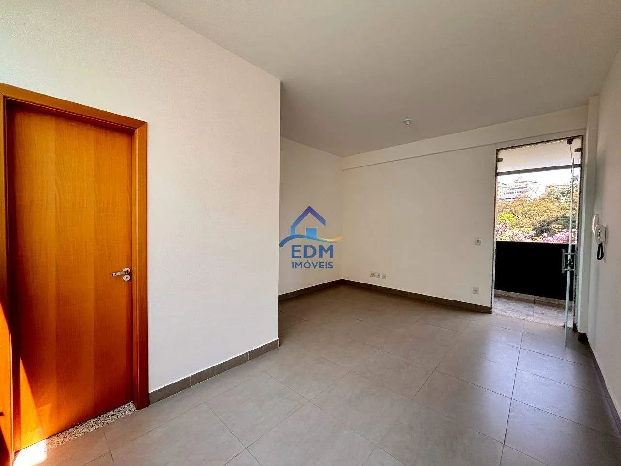 Sala Comercial à Venda no Buritis | 23 m² com Elevador e Estacionamento - Foto 2