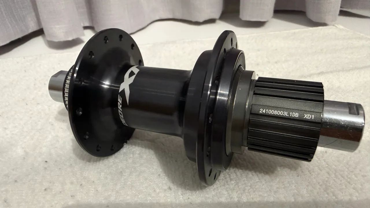 Cubo Shimano Deore XT FH-M8110-B BOOST 12v - Foto 2