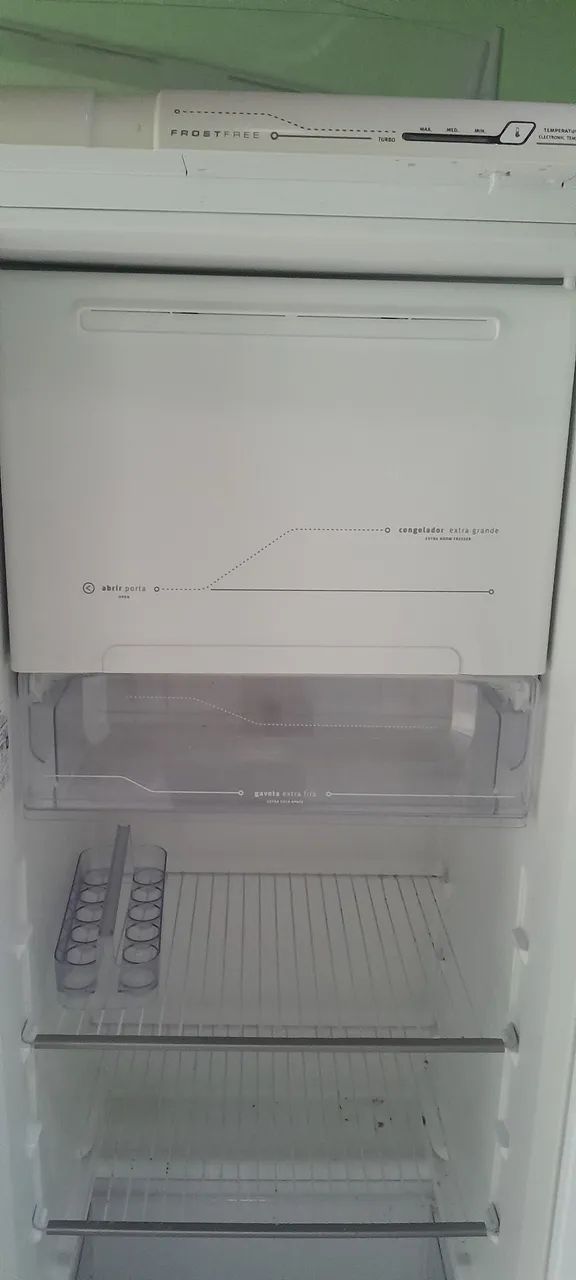 Geladeira simi nova  frustfree   funcionando perfeitamente  - Foto 4
