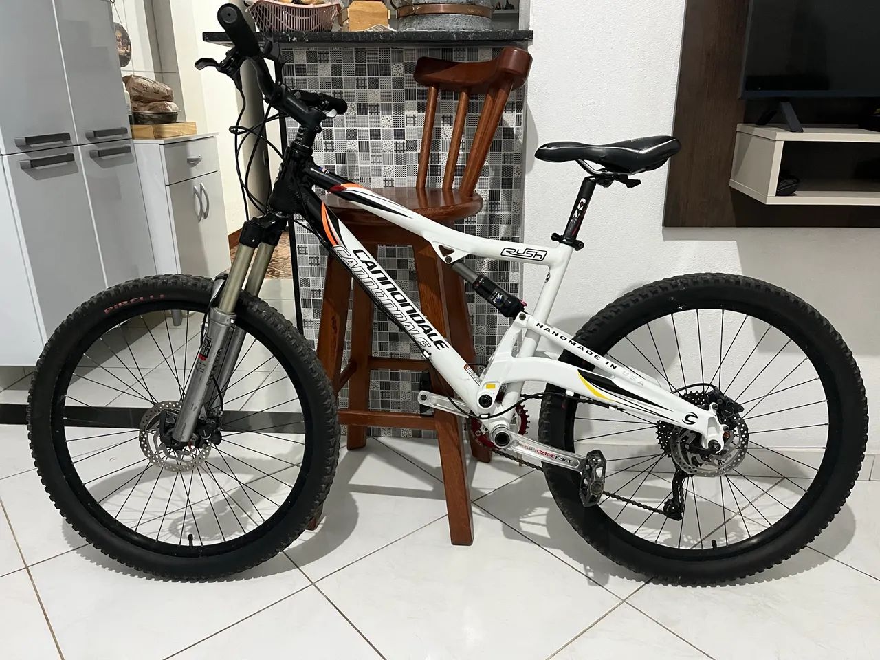 Bicicleta cannondale aro 26 pouco usada - Foto 3