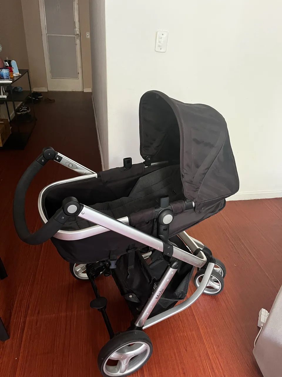 Carrinho com moisés + bebê conforto + base de carro 1st Safety - Foto 5