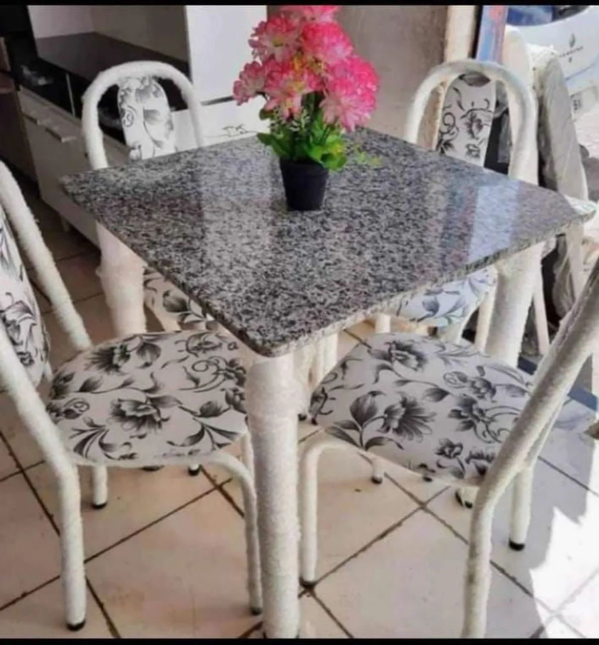 Mesas com cadeiras  - Foto 3