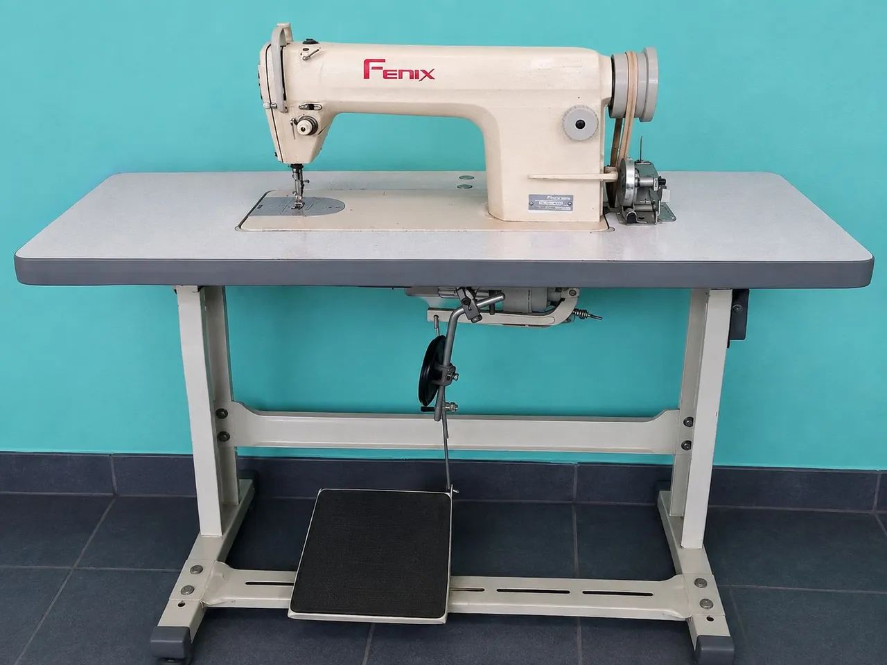 Máquina de costura industrial 