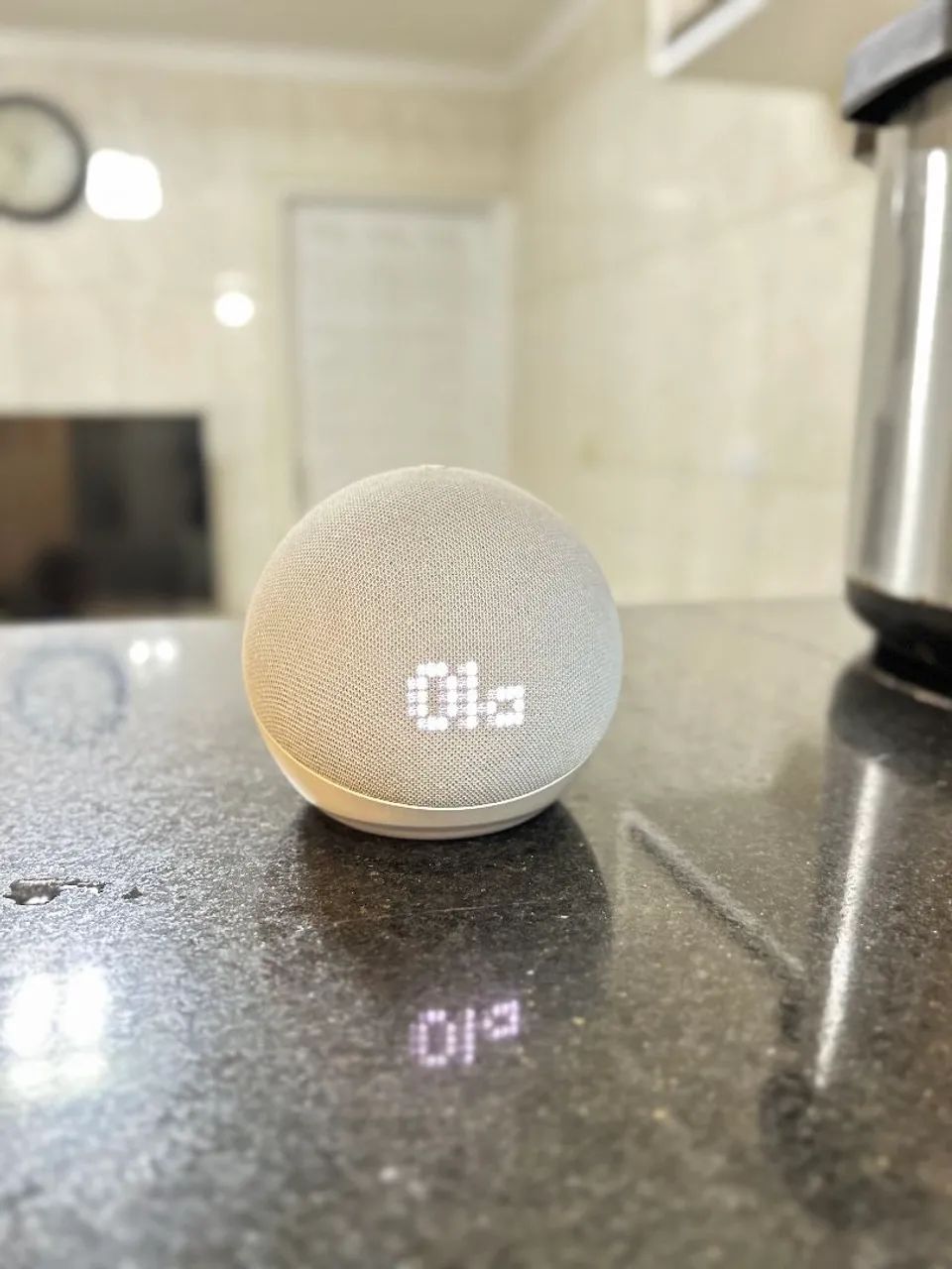 Alexa Echo Dot 5ª Geração Com Relógio - Foto 4