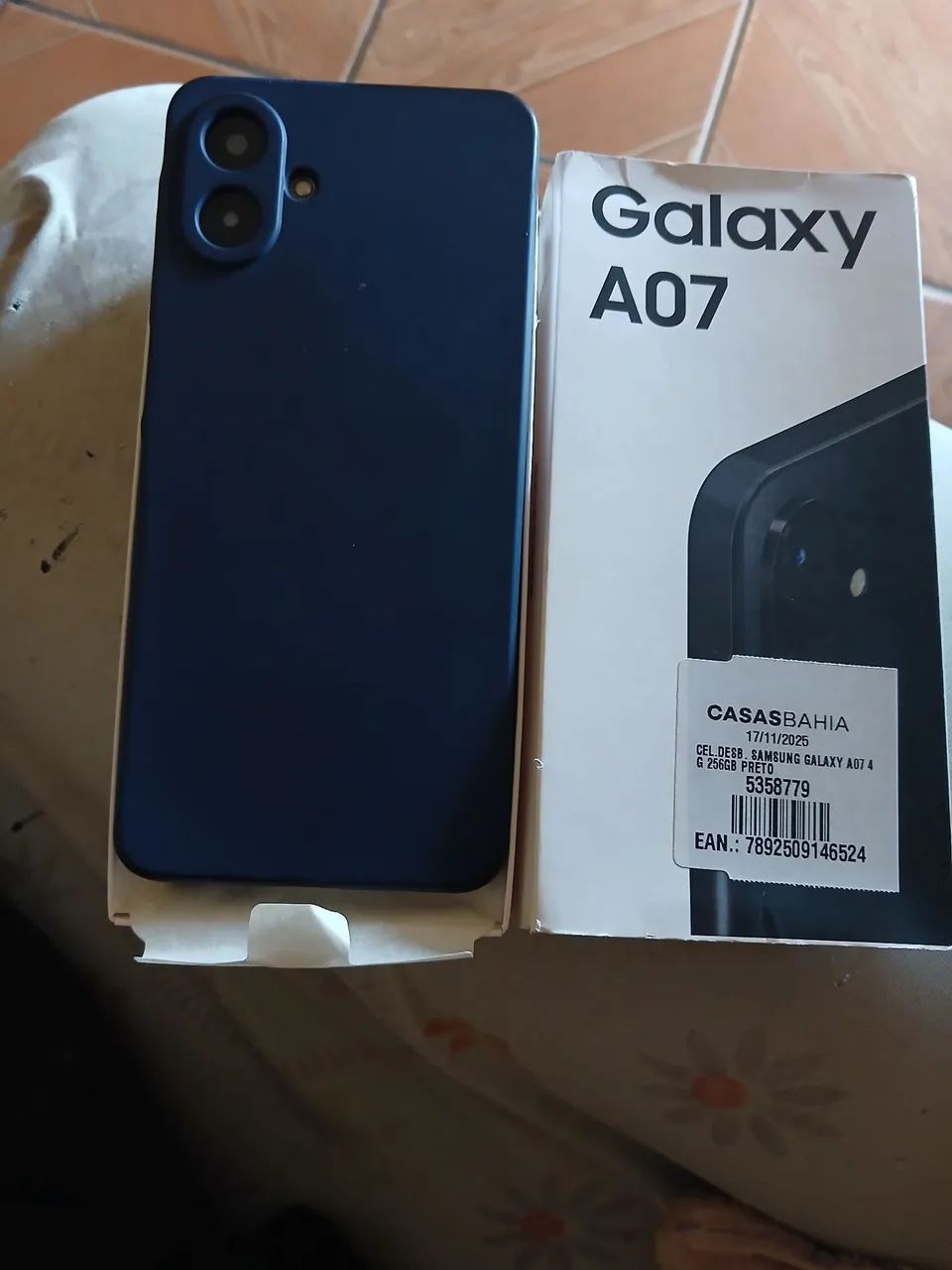vendo esse celular seminovo - Foto 2