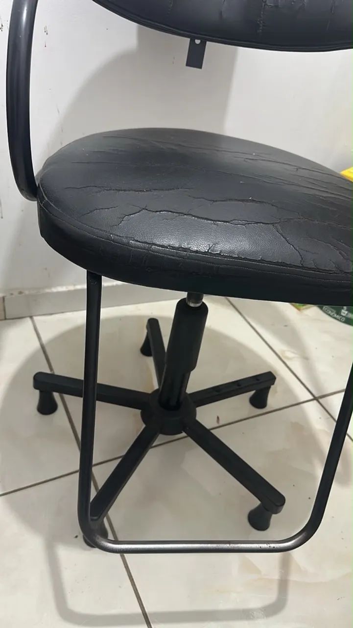 Cadeira de barbeiro  - Foto 3