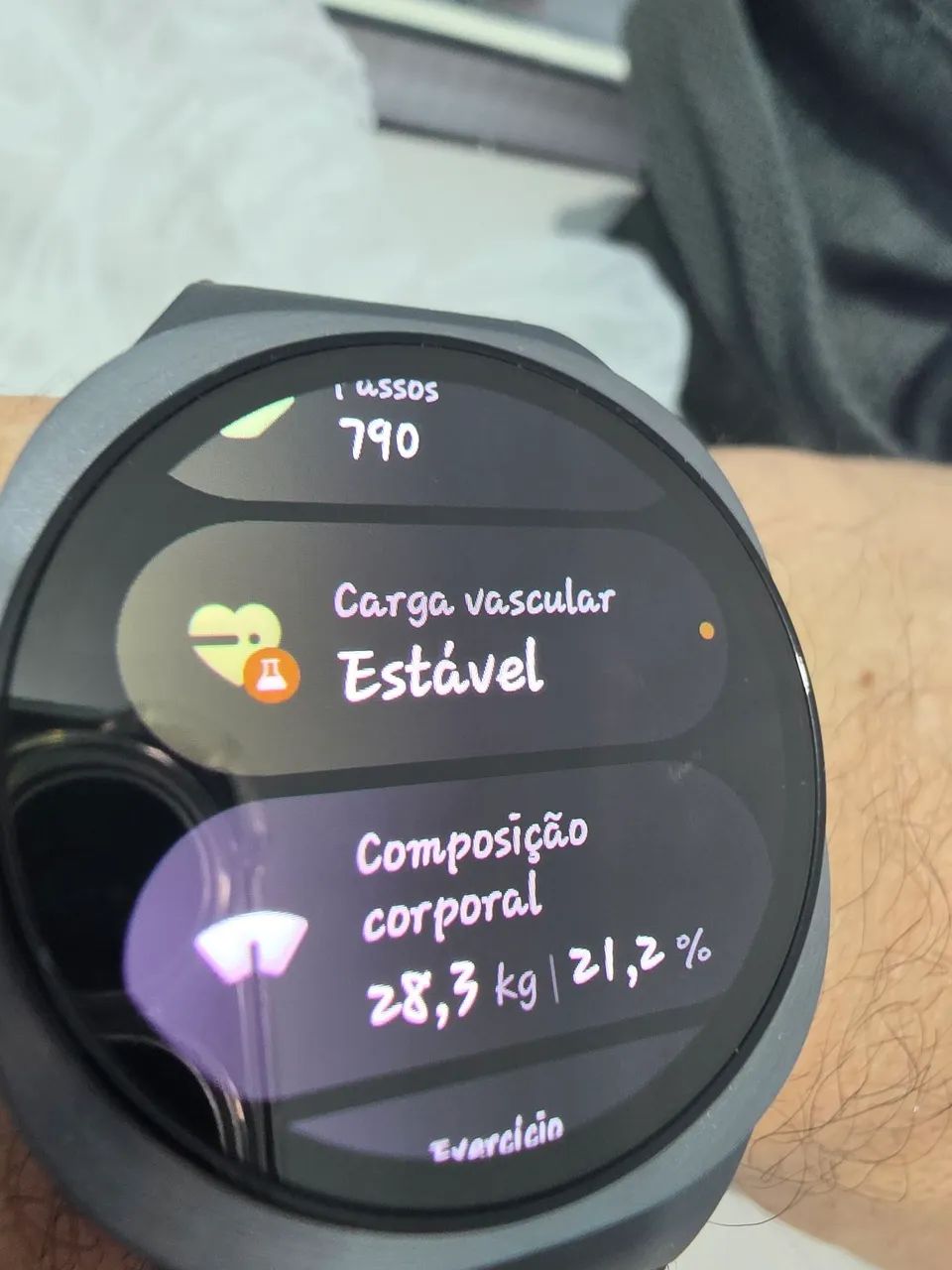 Samsung Galaxy Watch8 40 mm LTE, na cor Grafite - Foto 3