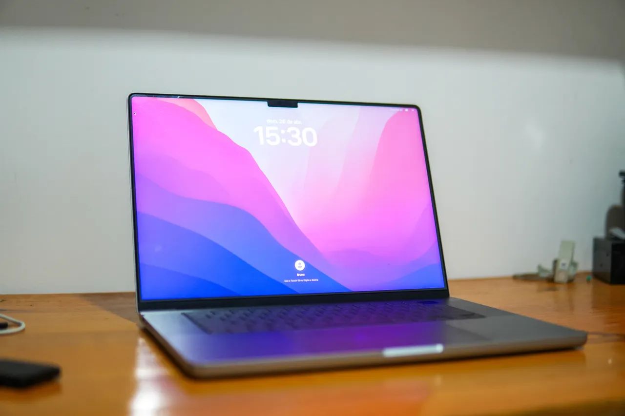 MacBook M1 Pro 16インチ 16GB / 1TB Apple MacBook Pro (16 polegadas, Chip M1 Pro da Apple com CPU de