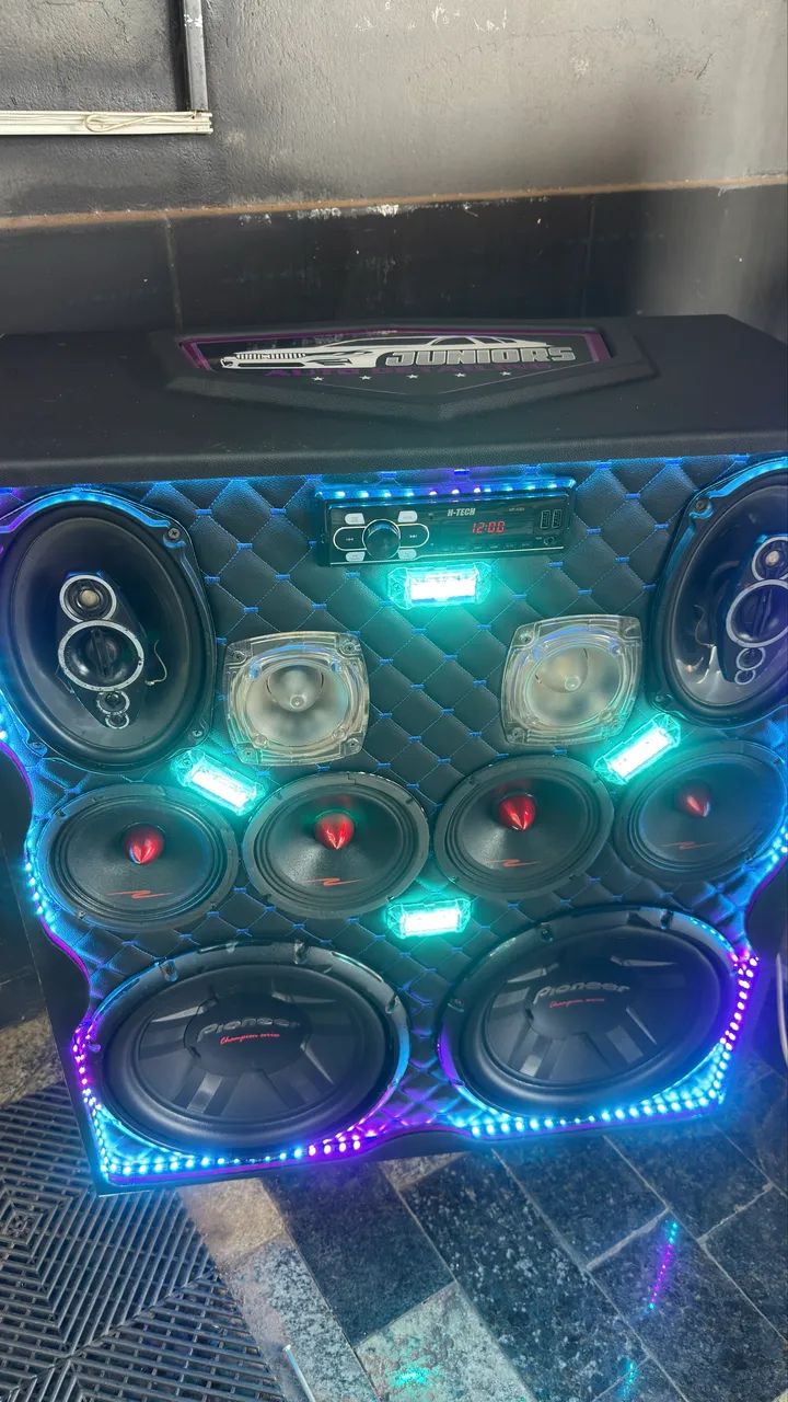 Caixa forte de som residencial 