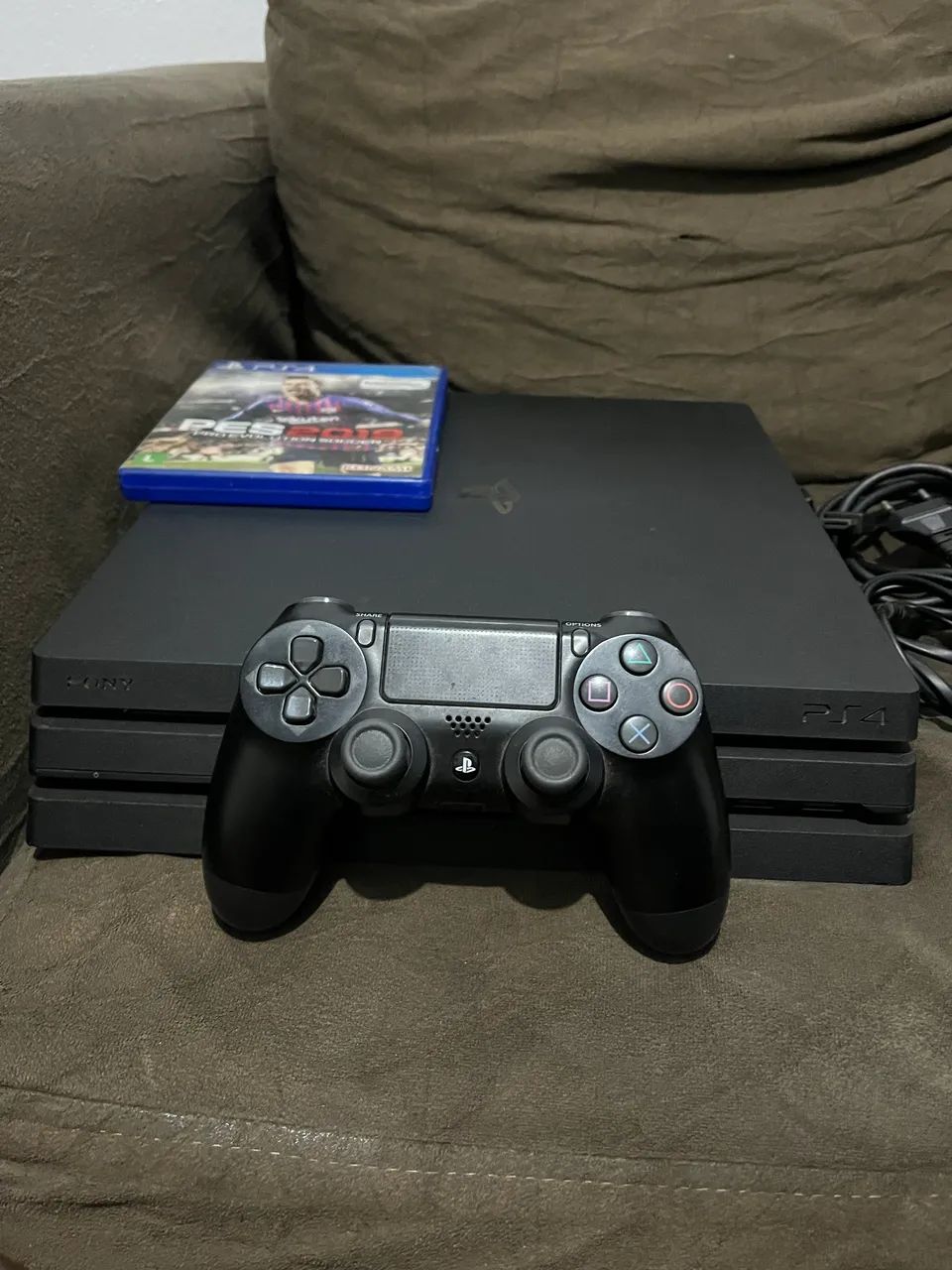 Ps4 pro 1TB precinho  - Foto 2