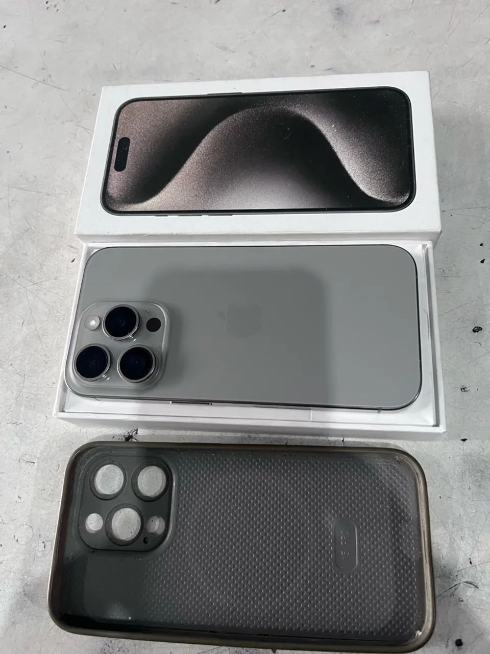 iPhone 15 PRO 256gb - Foto 2
