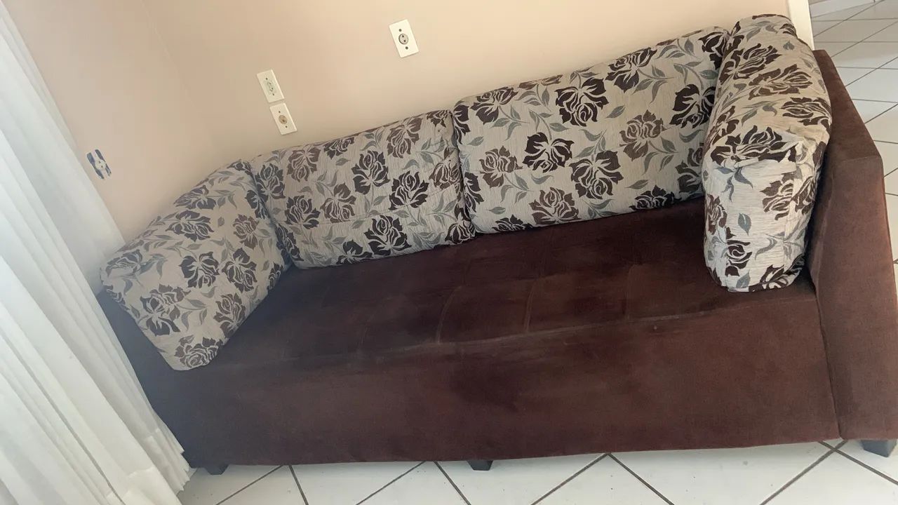 Sofá de 3 lugares semi novo  - Foto 3