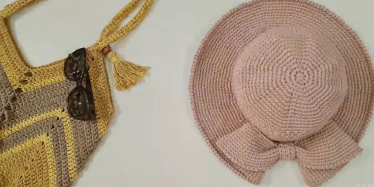 Kit chapéu e bolsinha de crochê  - Foto 4