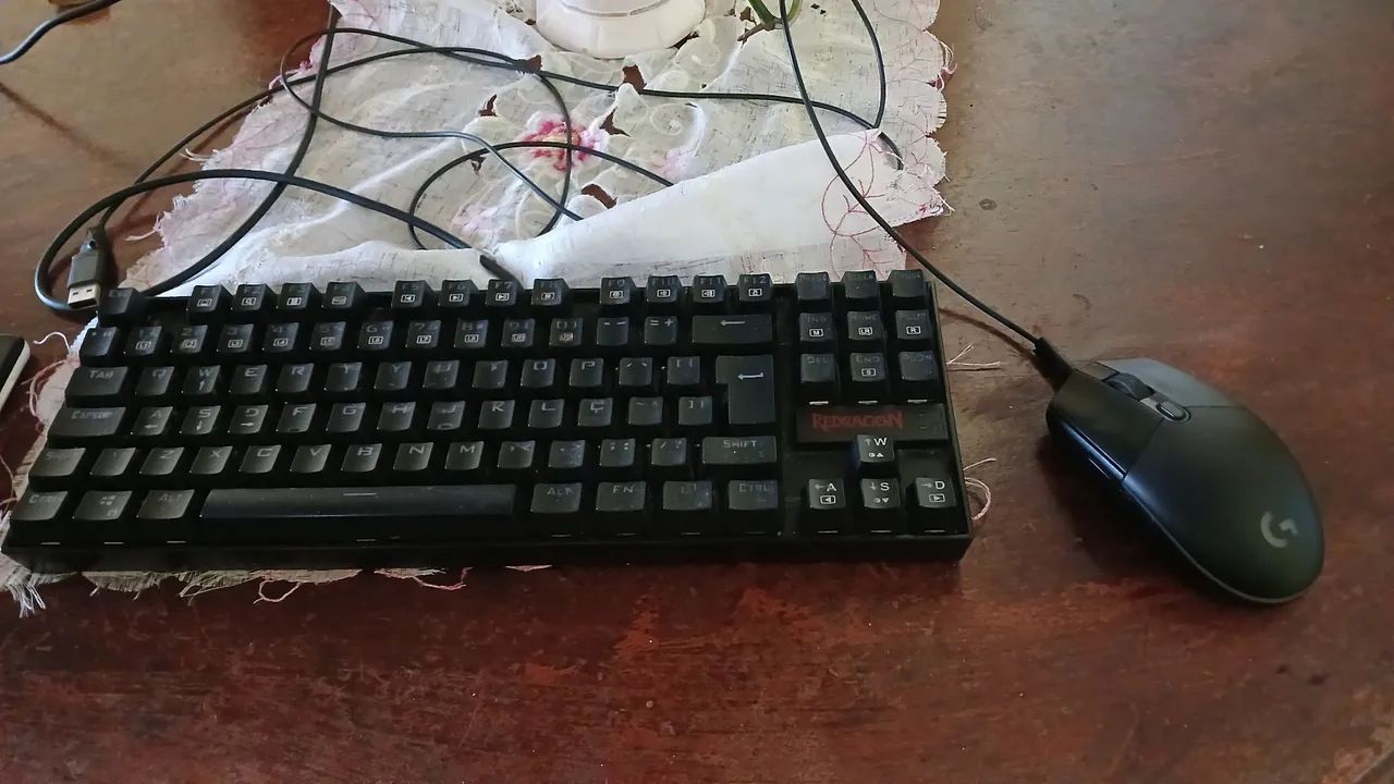 Redragon Kamura K552 + mouse logitech g203  - Foto 3