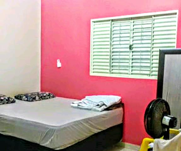 Casa jd imperial II otima casa 210 mil - Foto 7