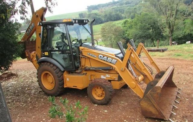 Retroescavadeira Case 580n 4x4