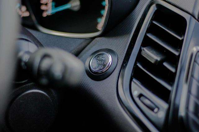 Ford Fiesta 1.0 ecoboost Titanium Plus Powershift 2017 completo - Foto 19