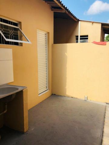 Alugo ótima Casa Mobiliada por Temporada, no Bairro Salé - Foto 10