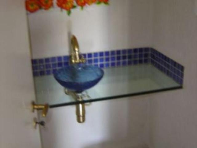 Excelente casa 3 andares,lazer completo, casa de fundos, QNG 13, Taguatinga - Foto 9