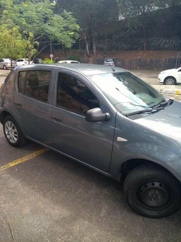 Vende-se Renault sandero