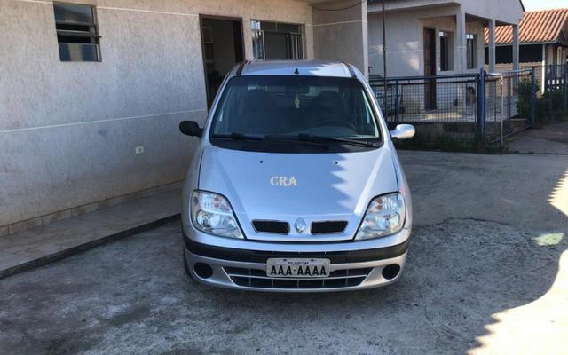 Renault Scenic 1.6 - Foto 6