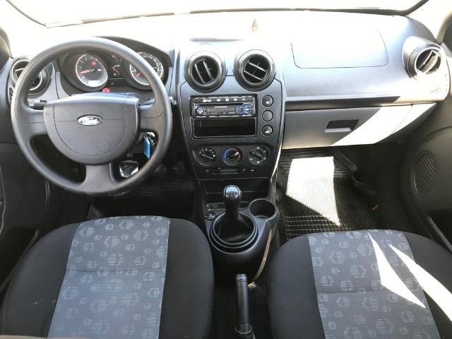 Ford Fiesta 1.0 Completo mod-2011 ! - Foto 5