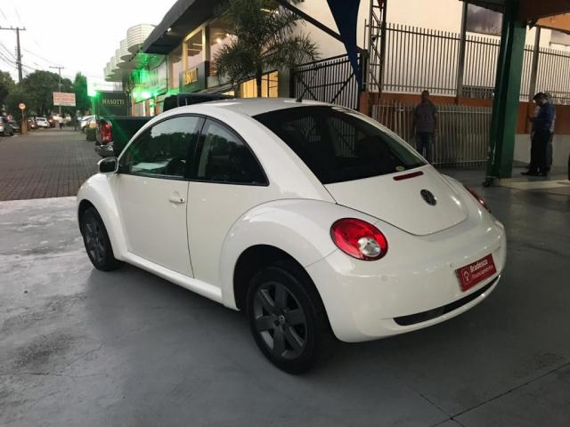 VW - VOLKSWAGEN NEW BEETLE 2.0 MI MEC./AUT. - Foto 5