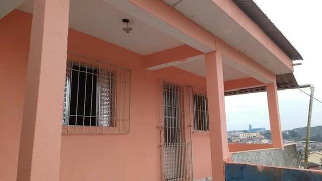 Casa a venda no Centro de Juquitiba-SP