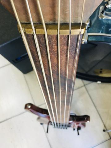 Contra baixo Luthier Fretless 6 cordas - Foto 3