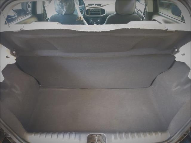 Gm - onix completo baixa km,1 dono,dh,ac,vte,air bag,dvd,estepe s/ uso,impecavel,placa a - Foto 15