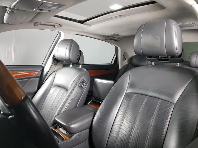 Hyundai EQUUS 4.6 V8 32V 366cv 4p Aut. - Preto - 2012 - Foto 12