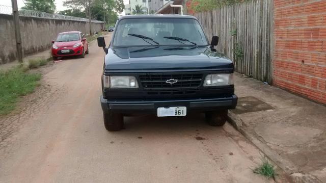 Caminhonete Bonanza 23,500
