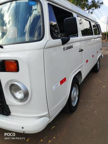 Kombi 15 e 12 lugares 2010 2011 2012 2013 - Foto 9