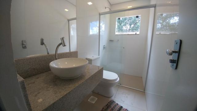 Casa Condominio Fechado, Alto Padrão com 04 Suítes, em Caldas Novas GO - Foto 8