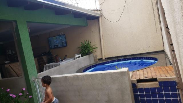 Depósito de gás com residência com piscina no fundo - Foto 14