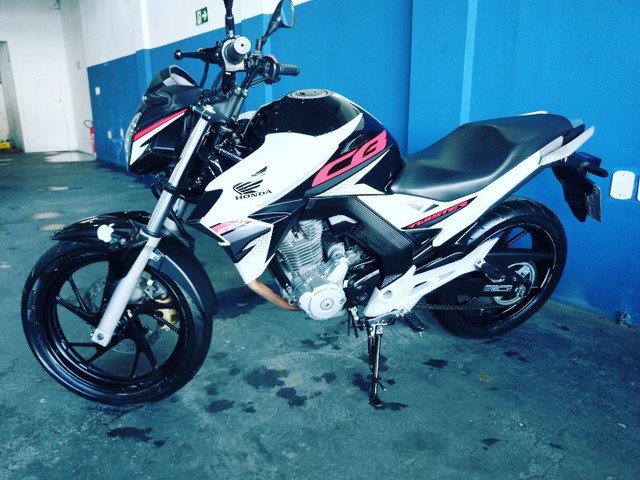 HONDA TWISTER. CBS 250F 2019
